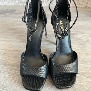Aldo pillow walk heels
